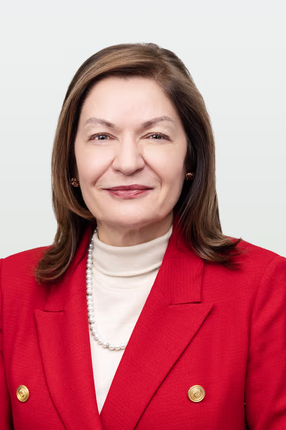 Helen Hurlbut : 總裁兼首席財務官